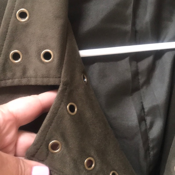 Jacket - Picture 5 of 8